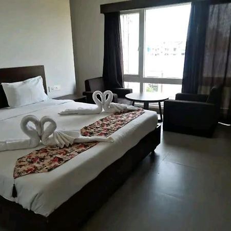 Hotel East International Tinsukia Luaran gambar